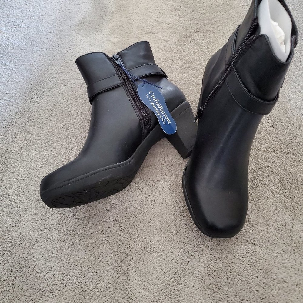 Croft & Barrow , sole (sense)ability,  Black, ankle boots,, size 7.5M